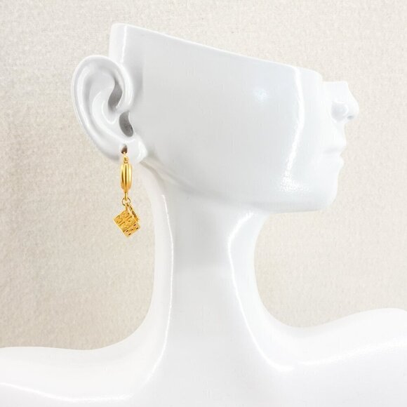 Tory Burch Women's Kira Charm Mismatched Drop Earrings in Rolled Brass Gold OS - Picture 7 of 9